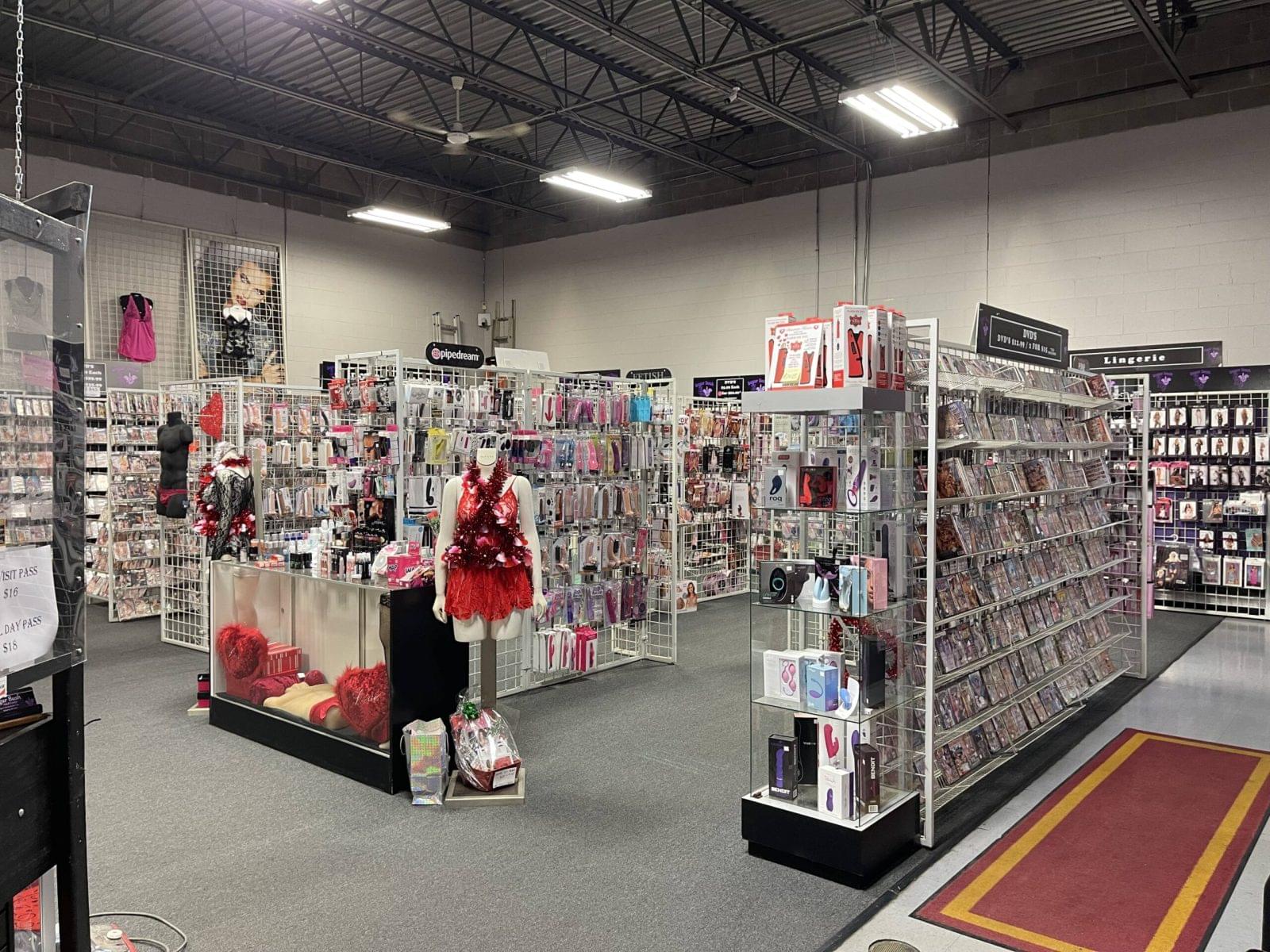sex toys long island 13 Best Long-Distance Sex Toys Of 2024 main image 0